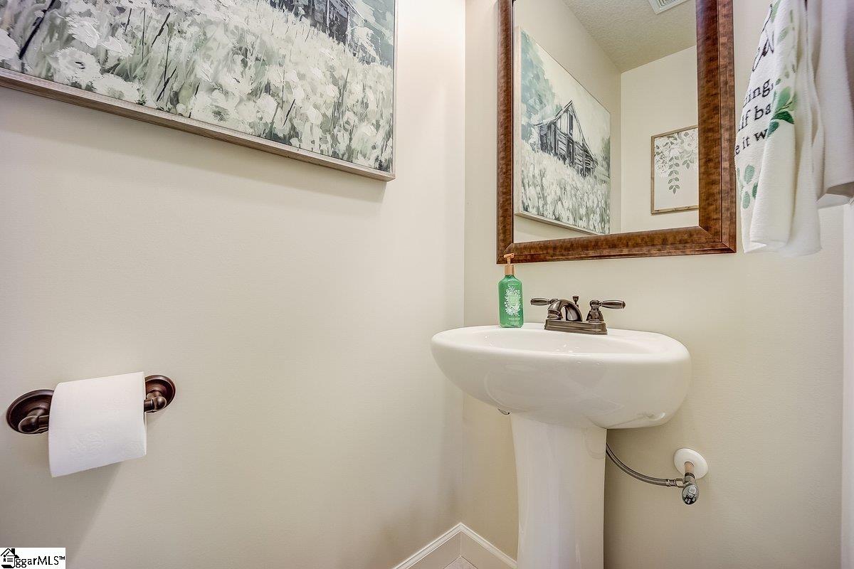 565 Weatherly Road Inman, SC 29349 - Photo 23 of 36