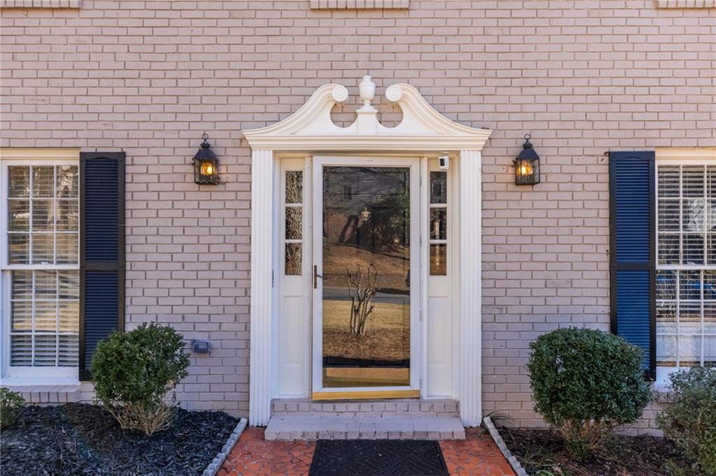 705 Springview Court Roswell, GA 30076 - Photo 3 of 79