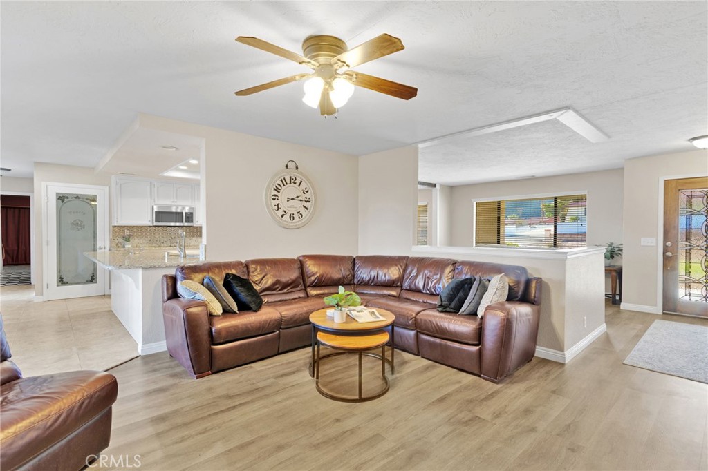 15931 Kewanee Road Apple Valley, CA 92307 - Photo 14 of 61