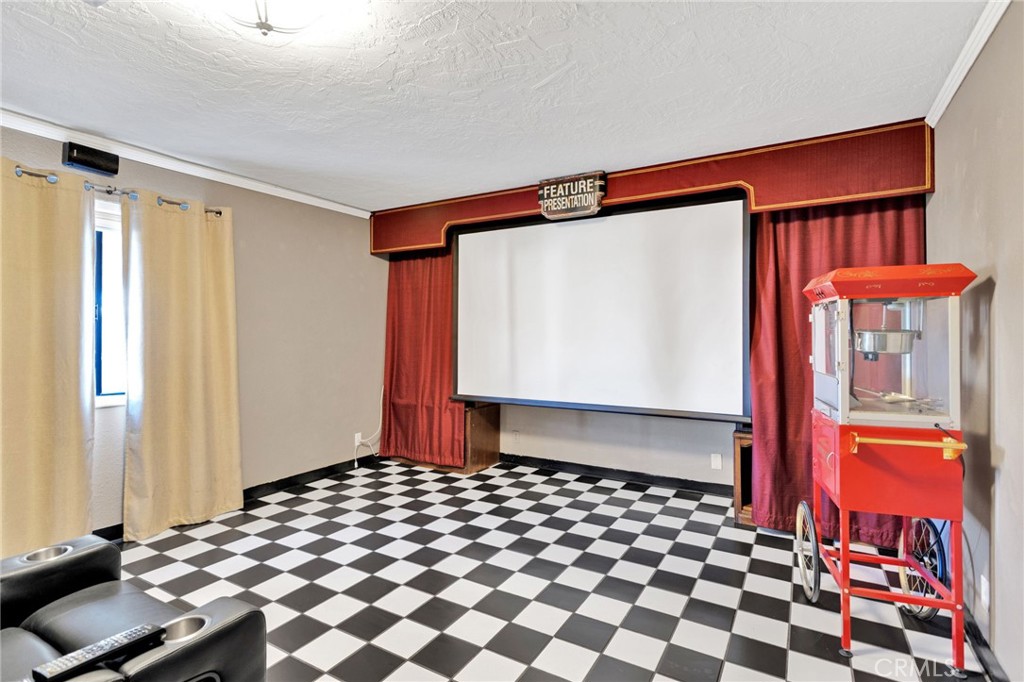 15931 Kewanee Road Apple Valley, CA 92307 - Photo 21 of 61