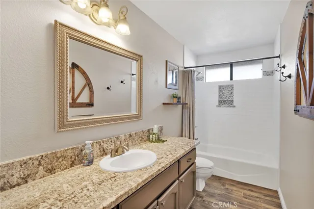 $550,000 | 15931 Kewanee Road, Apple Valley, CA 92307