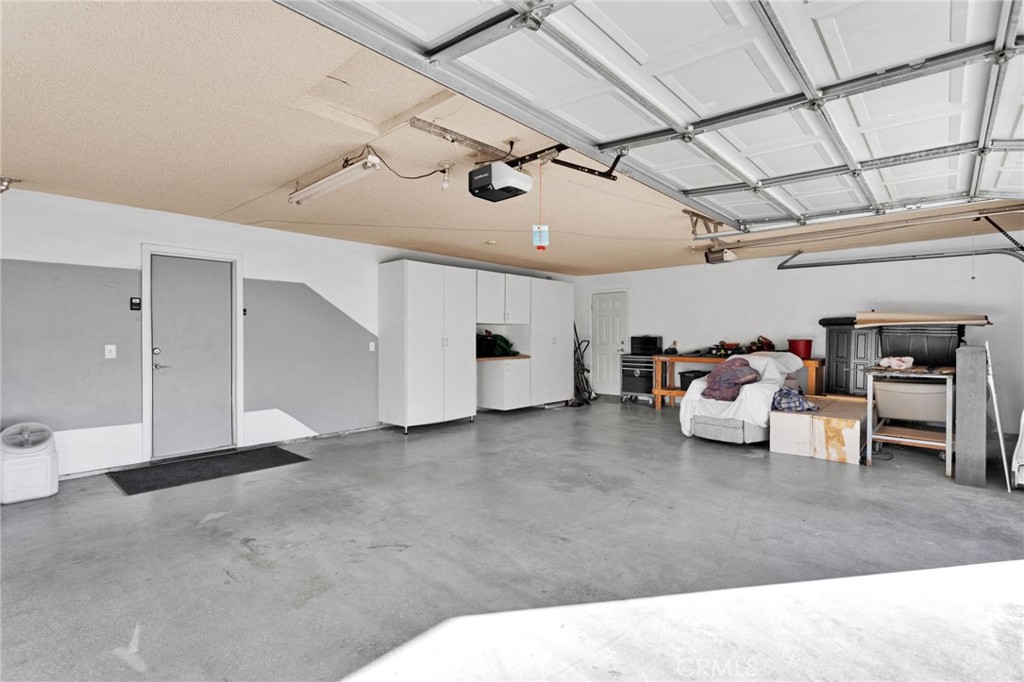 15931 Kewanee Road Apple Valley, CA 92307 - Photo 44 of 61