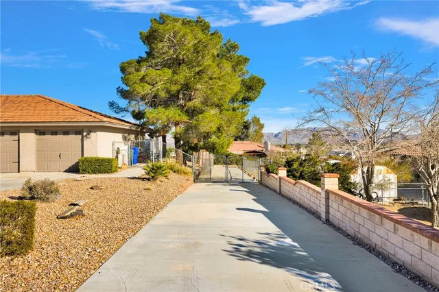 $550,000 | 15931 Kewanee Road, Apple Valley, CA 92307