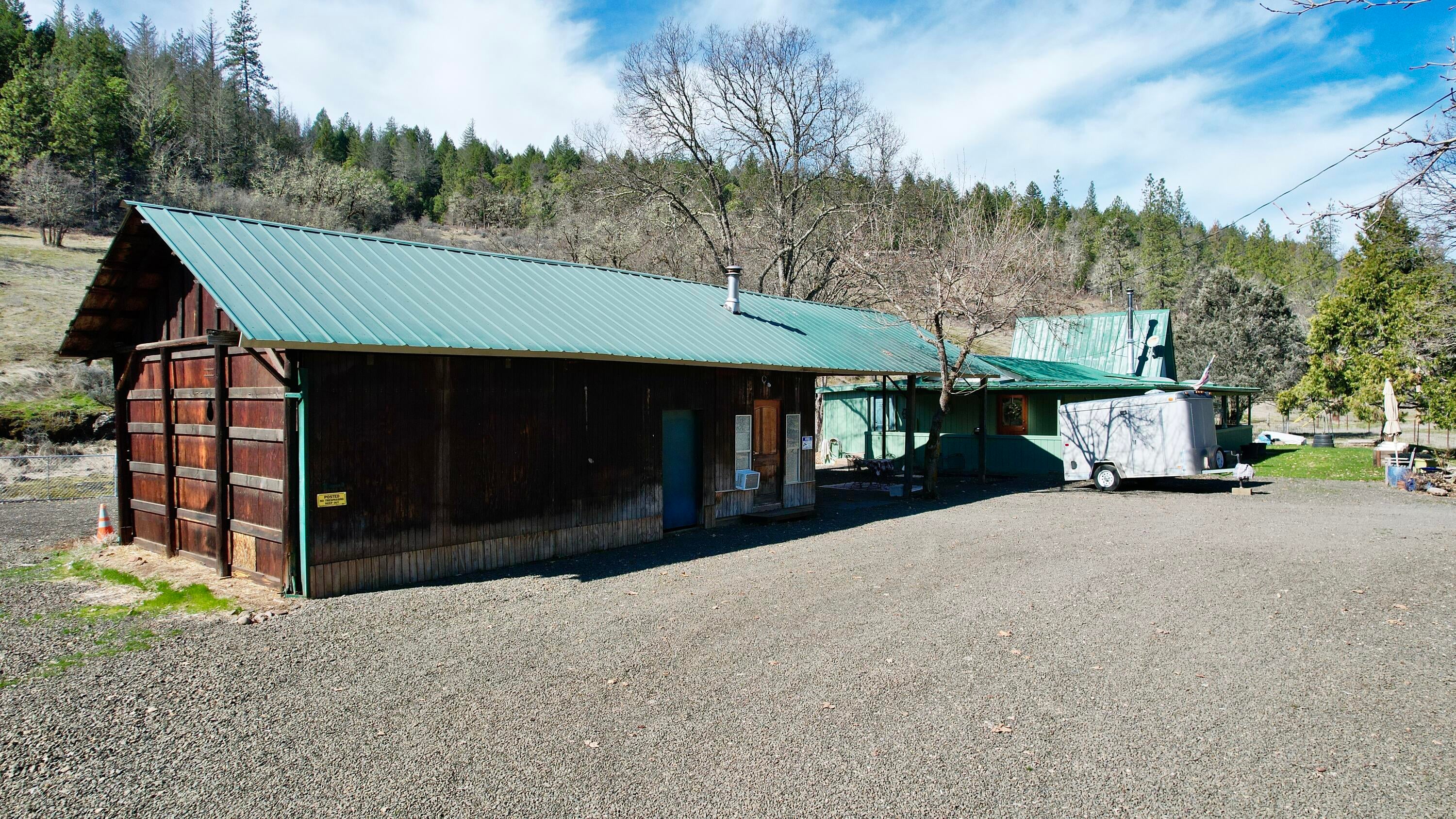 815 Old Trail Creek Road Trail, OR 97541 - Photo 47 of 55 Barn/Workshop