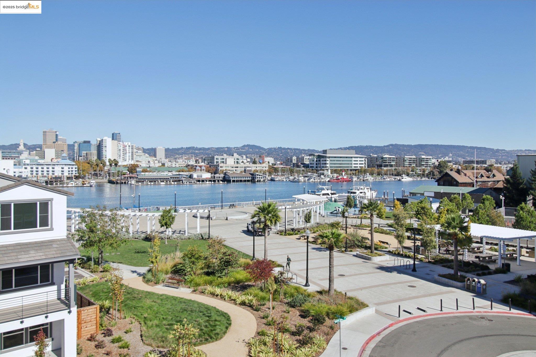 2878 5th Street Alameda, CA 94501 - Photo 3 of 56 a view of a city