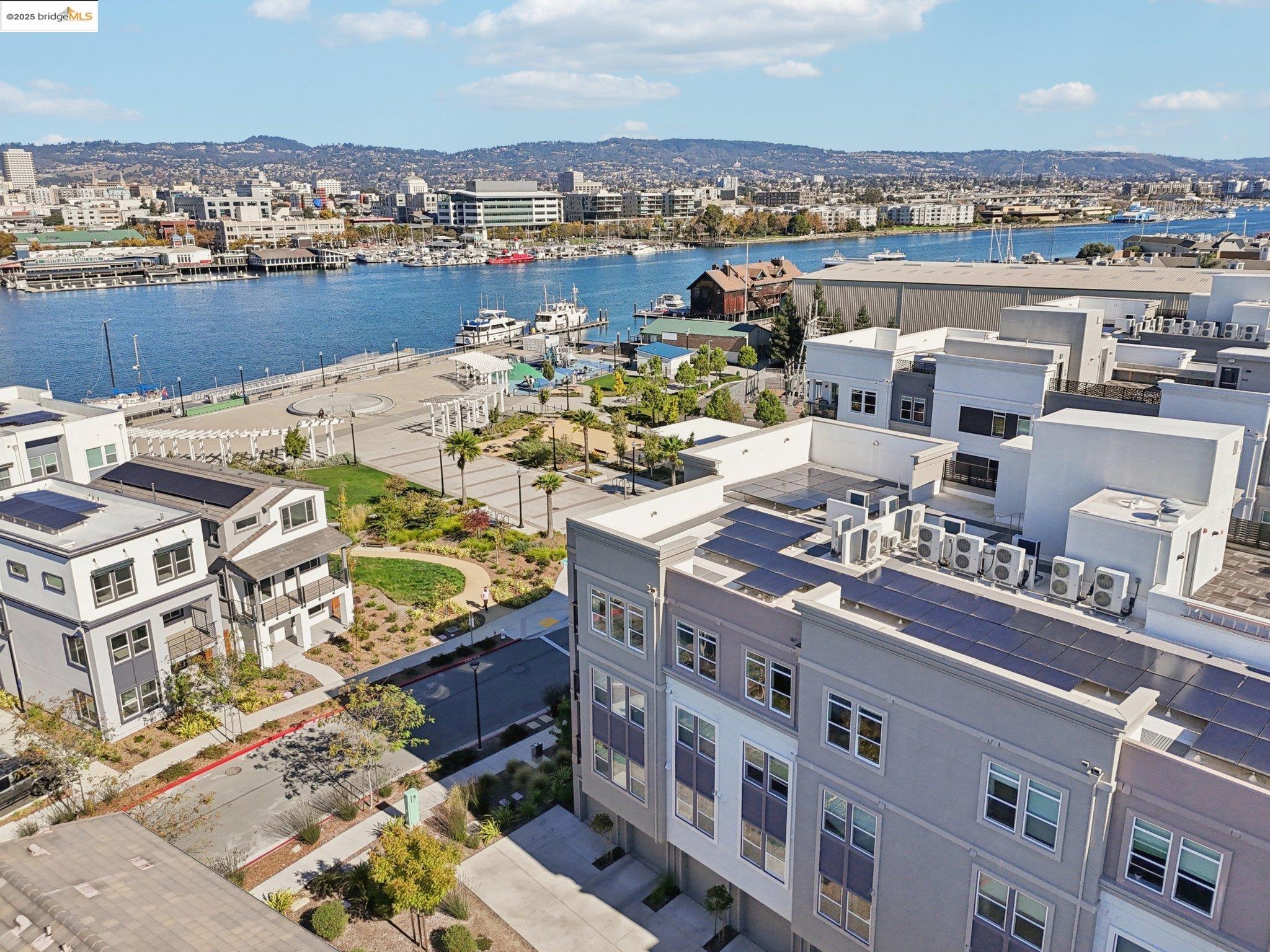 2878 5th Street Alameda, CA 94501 - Photo 41 of 56 a picture of city view