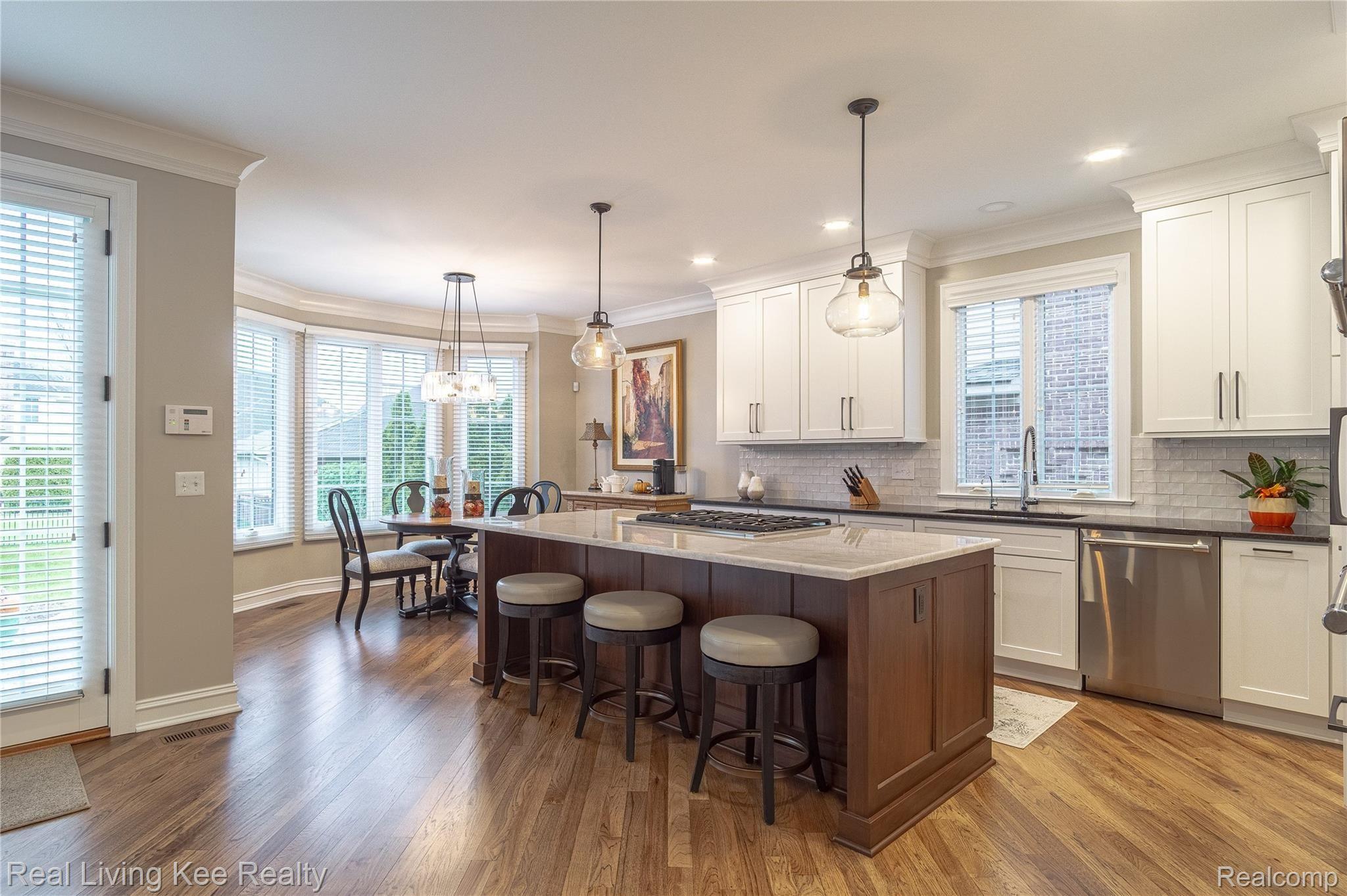 309 Ferndale Avenue Rochester, MI 48307 - Photo 38 of 75 Interiors (25 of 62).jpg