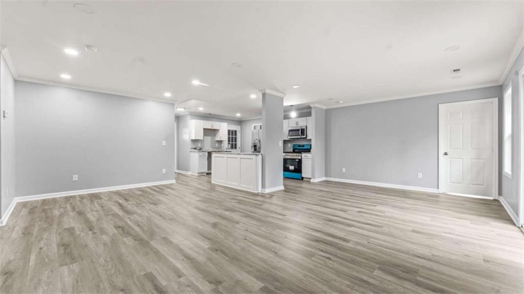 804 Blanche Road Cedartown, GA 30125 - Photo 6 of 24 a view of kitchen and wooden floor