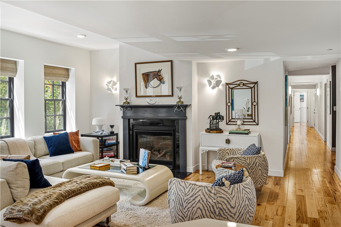 27 High Street, Unit 2 Newport, RI 02840 - Photo 7 of 46