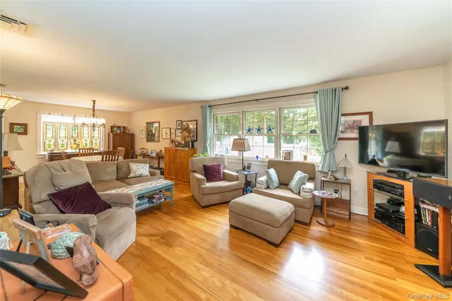 $1,049,999 | 12 Capri Drive, Spring Valley, NY 10977