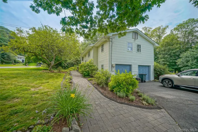 $1,049,999 | 12 Capri Drive, Spring Valley, NY 10977