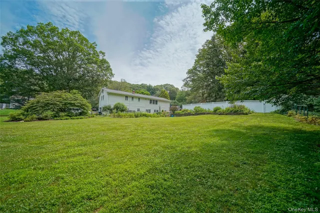 $1,049,999 | 12 Capri Drive, Spring Valley, NY 10977