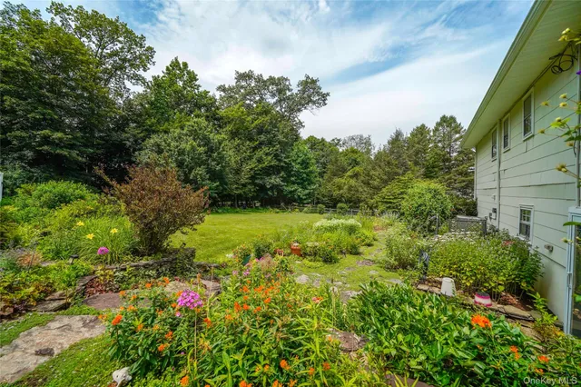 $1,049,999 | 12 Capri Drive, Spring Valley, NY 10977