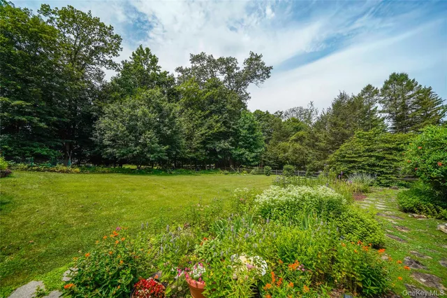 $1,049,999 | 12 Capri Drive, Spring Valley, NY 10977