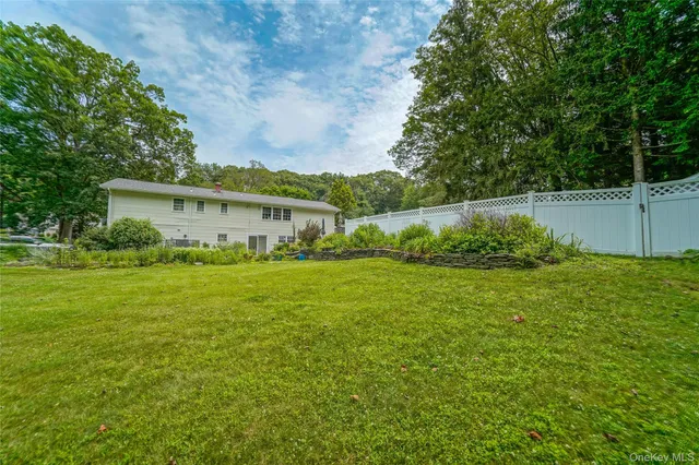 $1,049,999 | 12 Capri Drive, Spring Valley, NY 10977