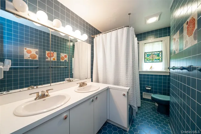 $1,049,999 | 12 Capri Drive, Spring Valley, NY 10977