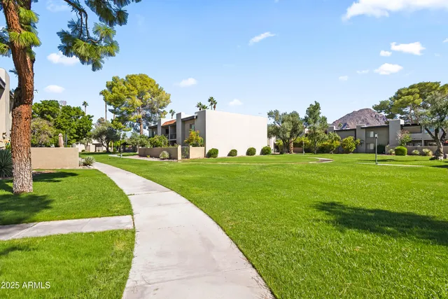 $400,000 | 4201 East Camelback Road, Unit 100, Phoenix, AZ 85018