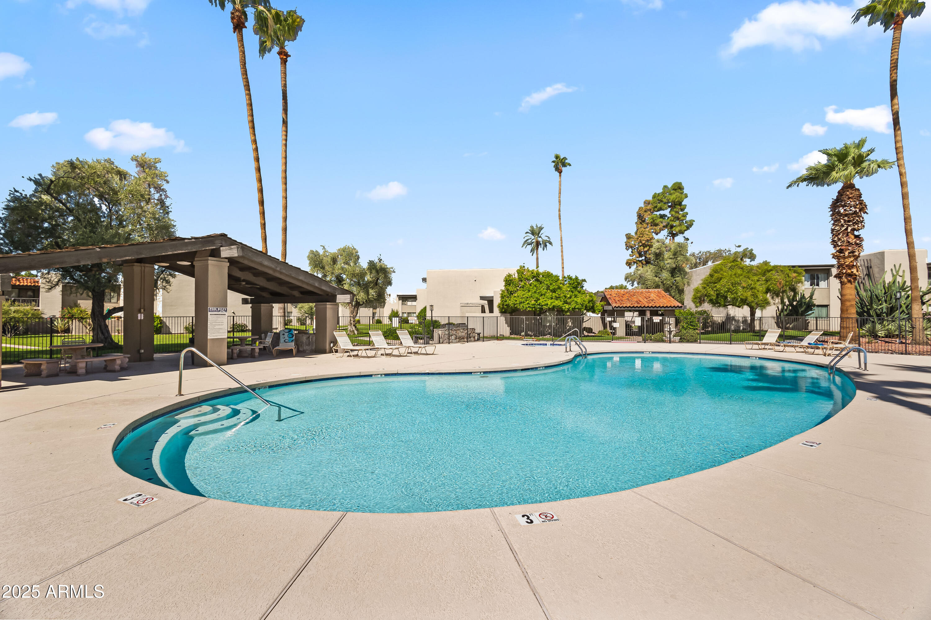 4201 East Camelback Road, Unit 100 Phoenix, AZ 85018 - Photo 21 of 24 Community Pool