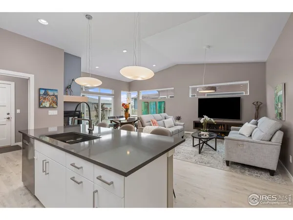 $819,900 | 750 Kubat Lane, Unit B, Longmont, CO 80503