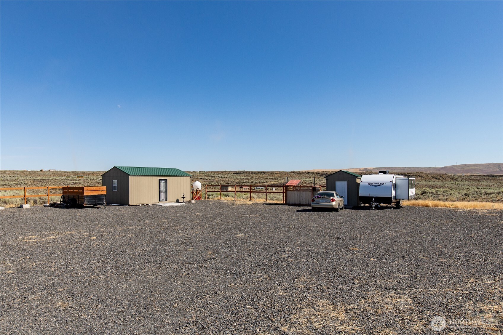 2795 Palomino Loop Ephrata, WA 98823 - Photo 6 of 15 a view of a houses with city view