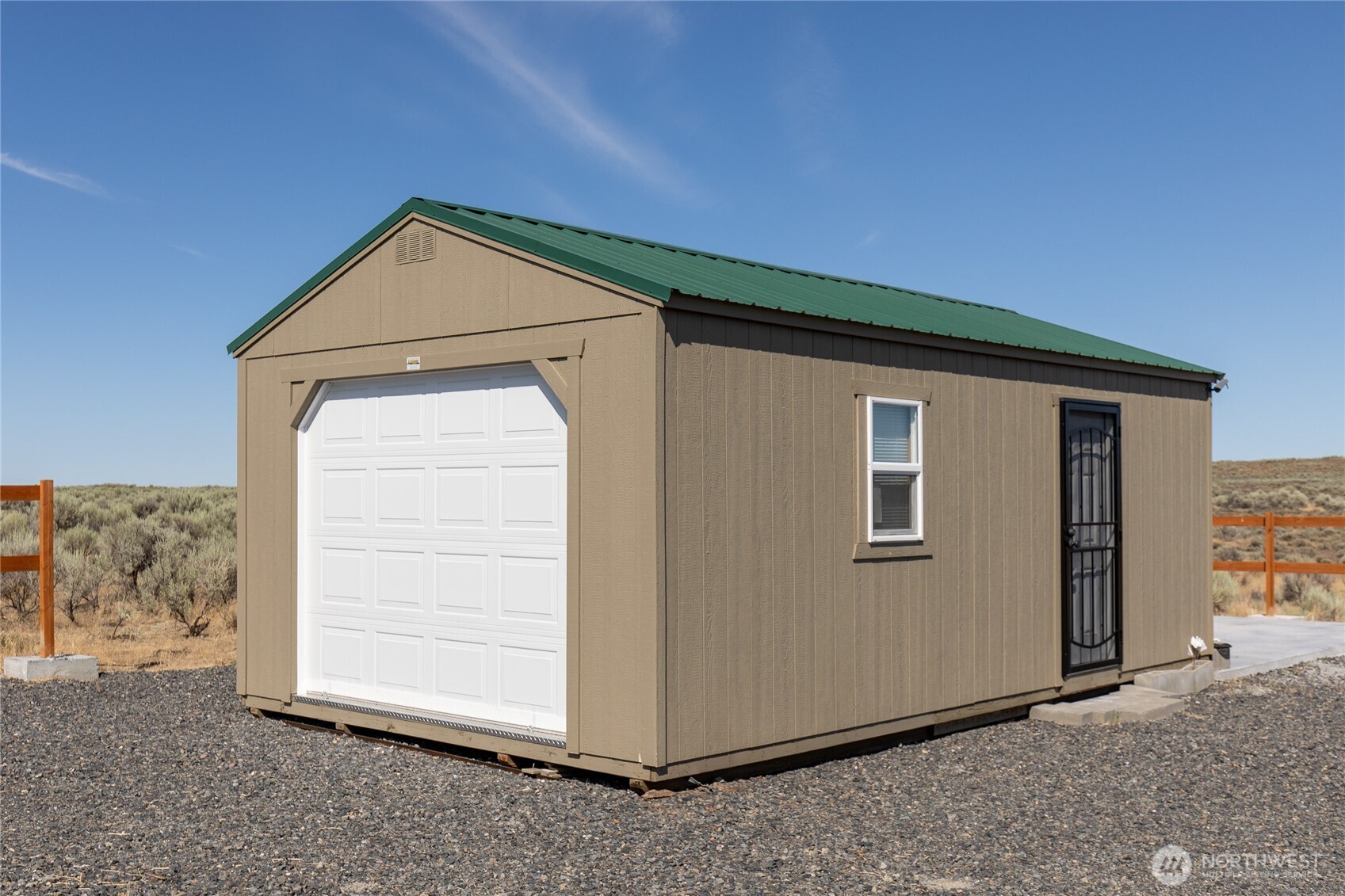 2795 Palomino Loop Ephrata, WA 98823 - Photo 8 of 15 a front view of a house with a yard