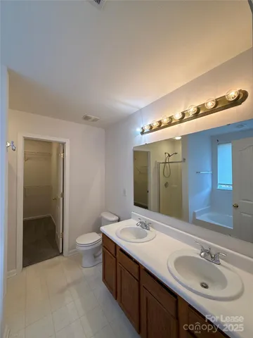 $2,150 | 2807 Forest Grove Court, Charlotte, NC 28269