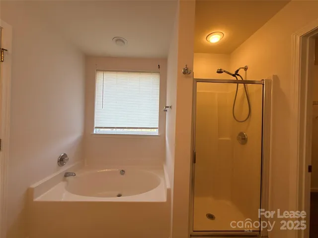 $2,150 | 2807 Forest Grove Court, Charlotte, NC 28269