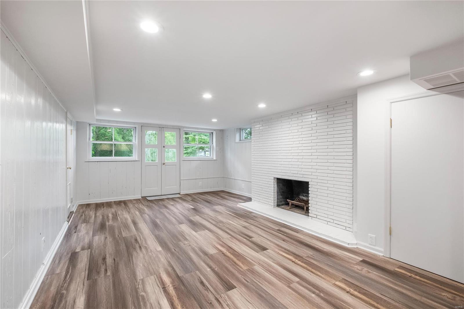 42 Pointer Lane Ladue, MO 63124 - Photo 19 of 22