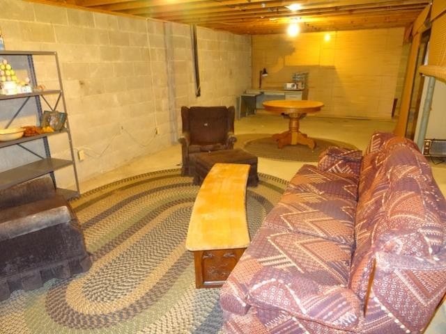 5929 East Pierceton Road Pierceton, IN 46562 - Photo 12 of 20 Gallery Image 12