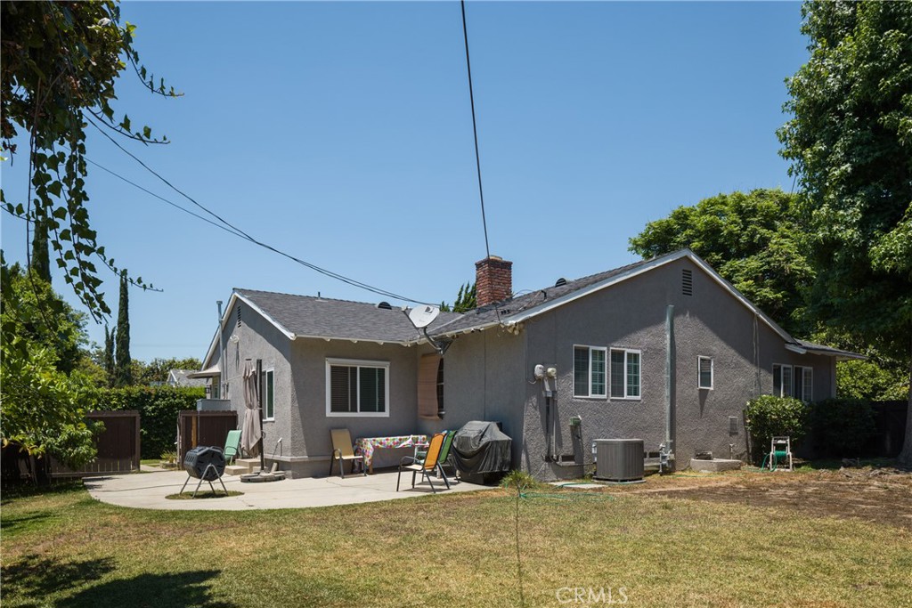 620 Beverly Drive Arcadia, CA 91006 - Photo 23 of 29 a backyard of a house with outdoor seating