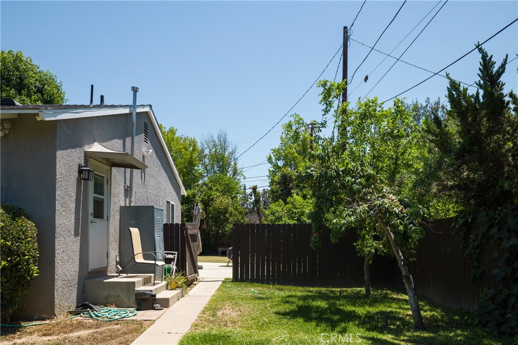 620 Beverly Drive Arcadia, CA 91006 - Photo 27 of 29 a front view of a house with garden