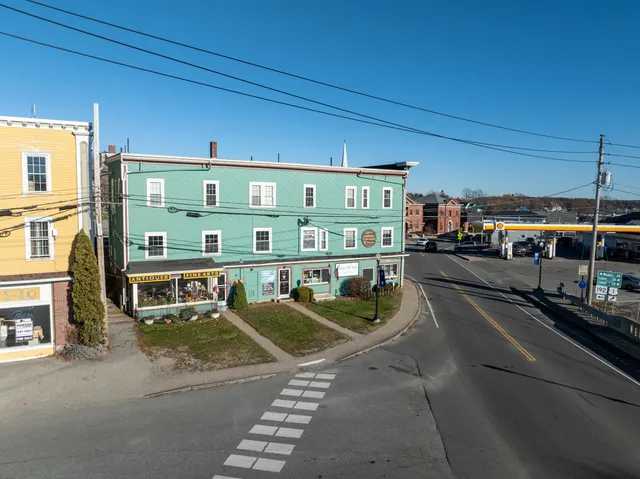 $1,000,000 | 4 Colonial Way, Machias, ME 04654