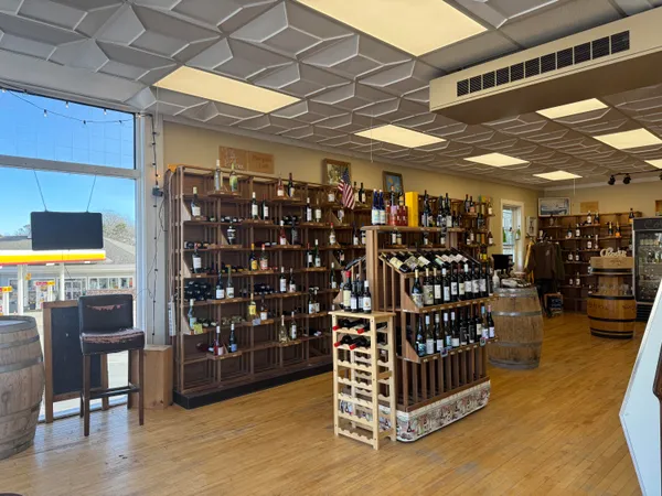 $1,000,000 | 4 Colonial Way, Machias, ME 04654