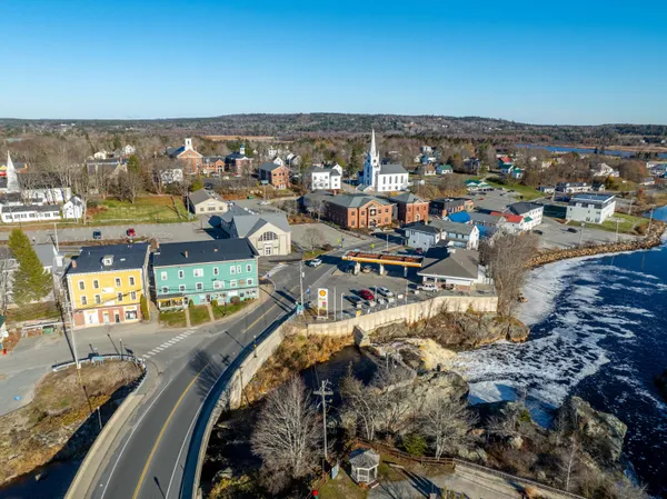 $1,000,000 | 4 Colonial Way, Machias, ME 04654