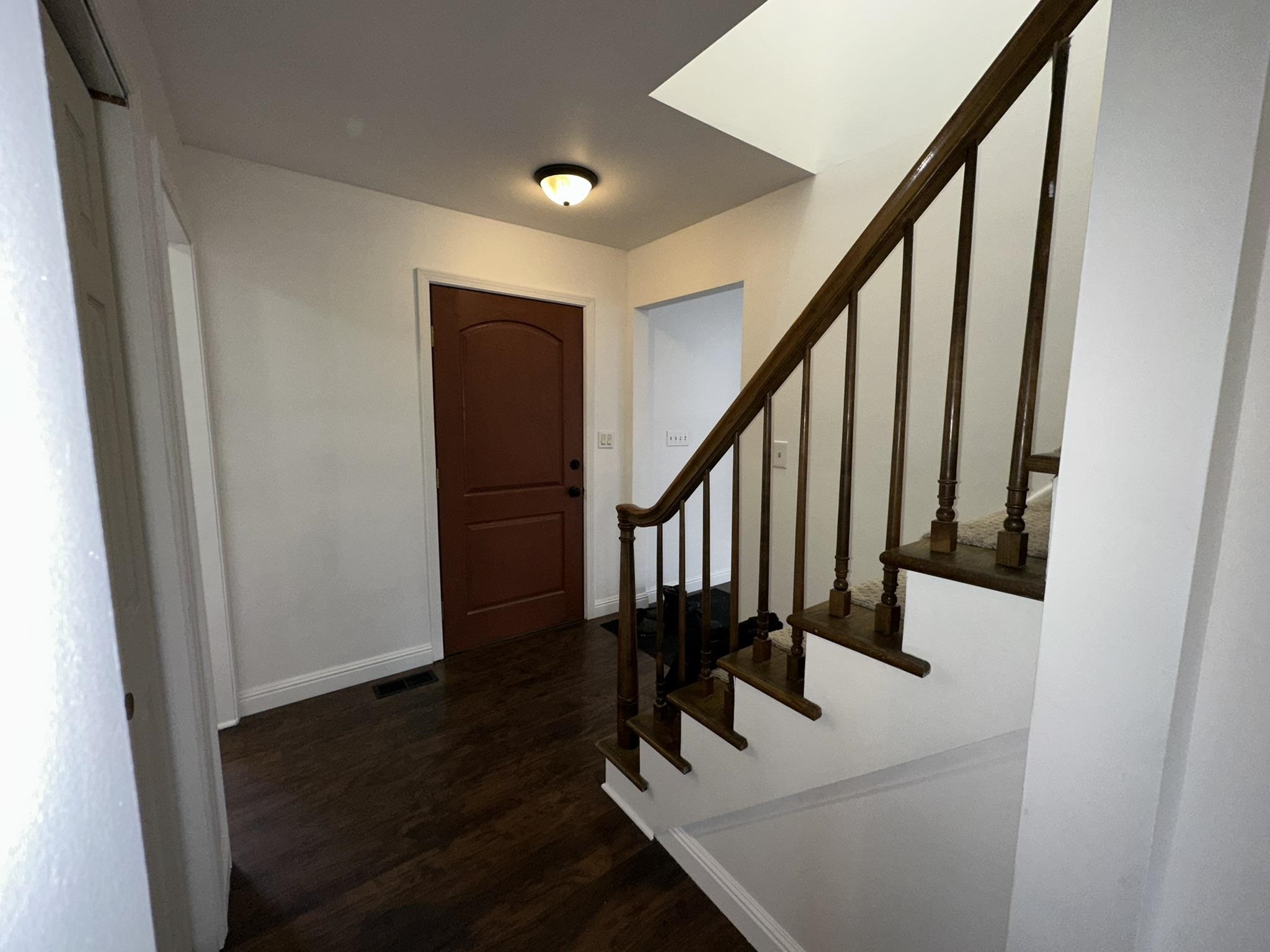 6419 Elms Road Flushing, MI 48433 - Photo 16 of 65 50096753-15.JPG