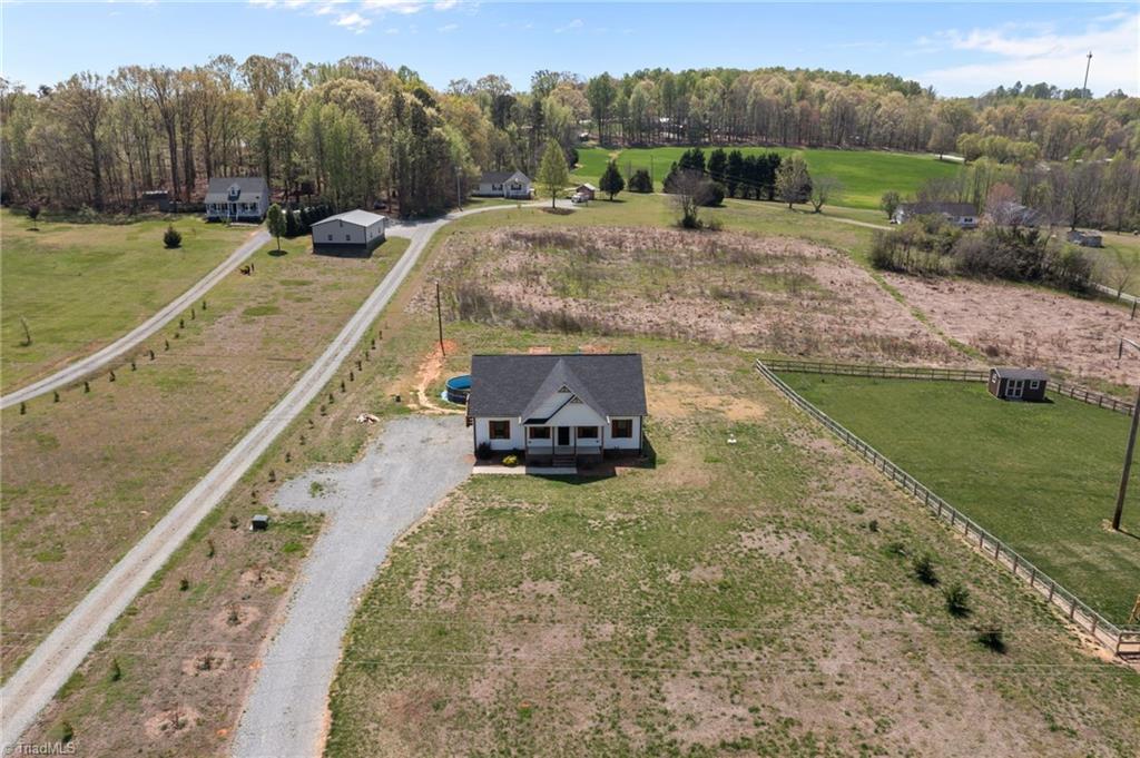 6450 Whites Chapel Road Liberty, NC 27298 - Photo 7 of 39