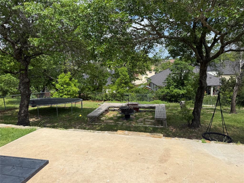 510 Ridgeway Boulevard Weatherford, TX 76086 - Photo 5 of 12