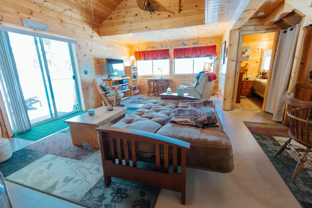 $589,000 | 1010 Plan 6, Millinocket, ME 04462