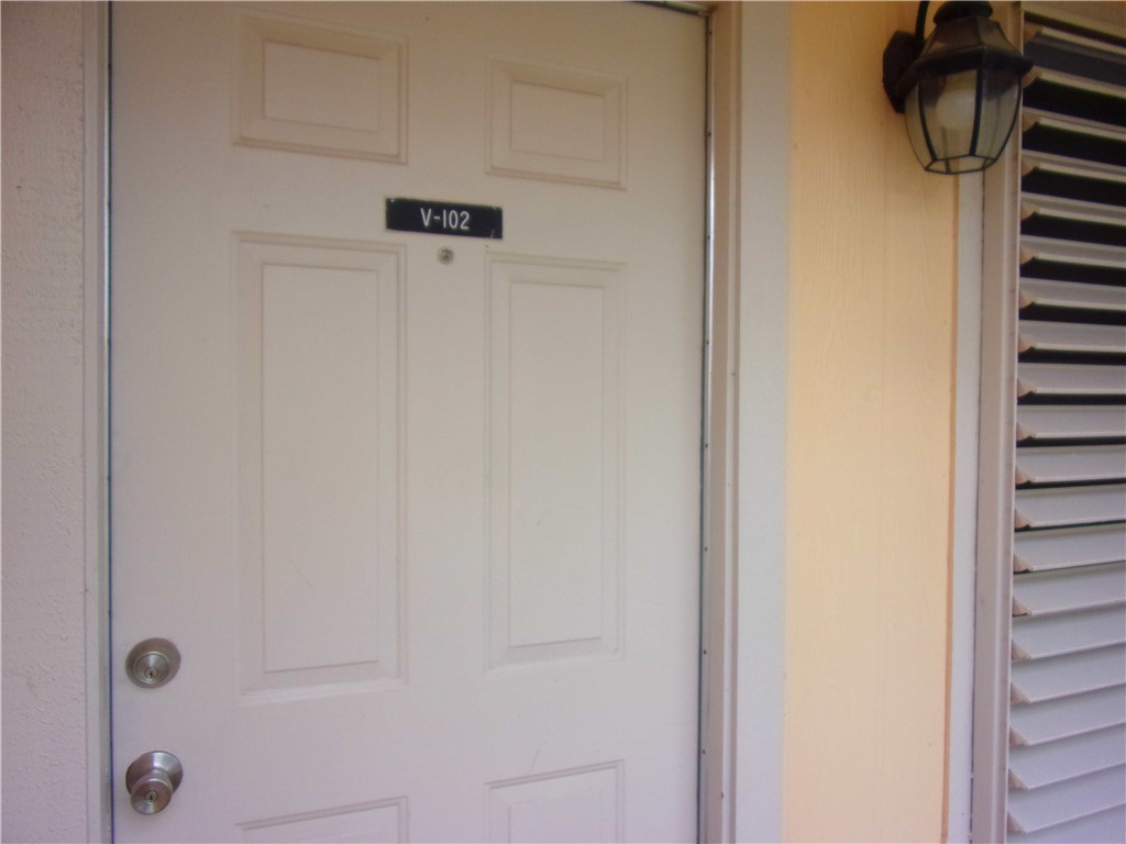 6702 Everhart Road, Unit V102 Corpus Christi, TX 78413 - Photo 2 of 32