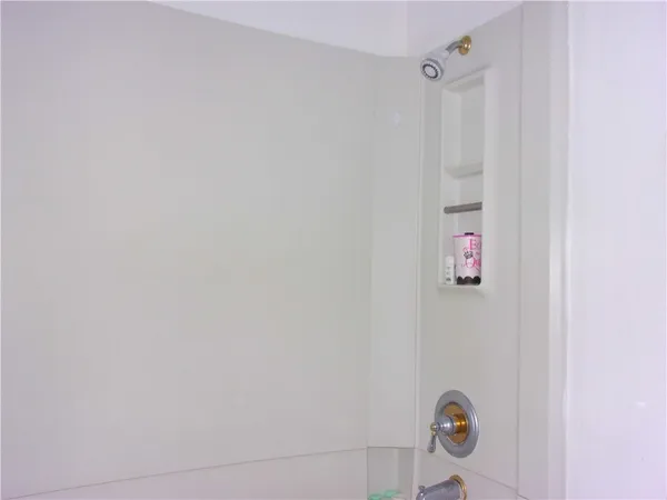 $1,200 | 6702 Everhart Road, Unit V102, Corpus Christi, TX 78413