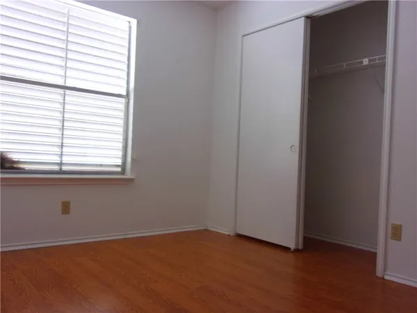 $1,200 | 6702 Everhart Road, Unit V102, Corpus Christi, TX 78413