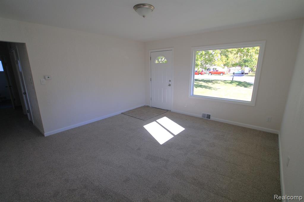 4450 Van Slyke Road Flint, MI 48507 - Photo 5 of 20 Gallery Image 5