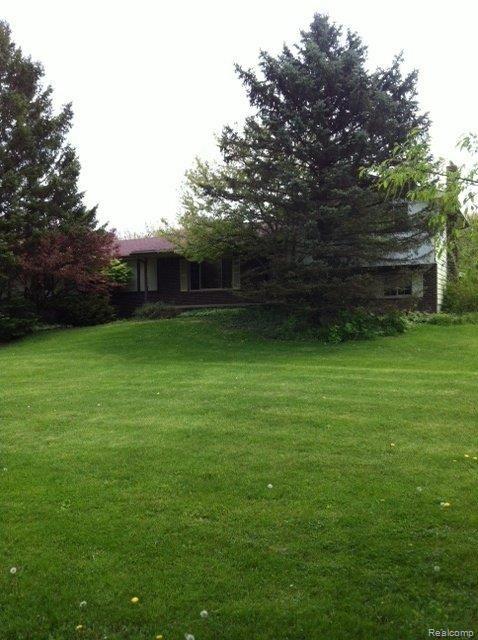 4251 Boscher Road Howell, MI 48843 - Photo 2 of 25 Front.jpg
