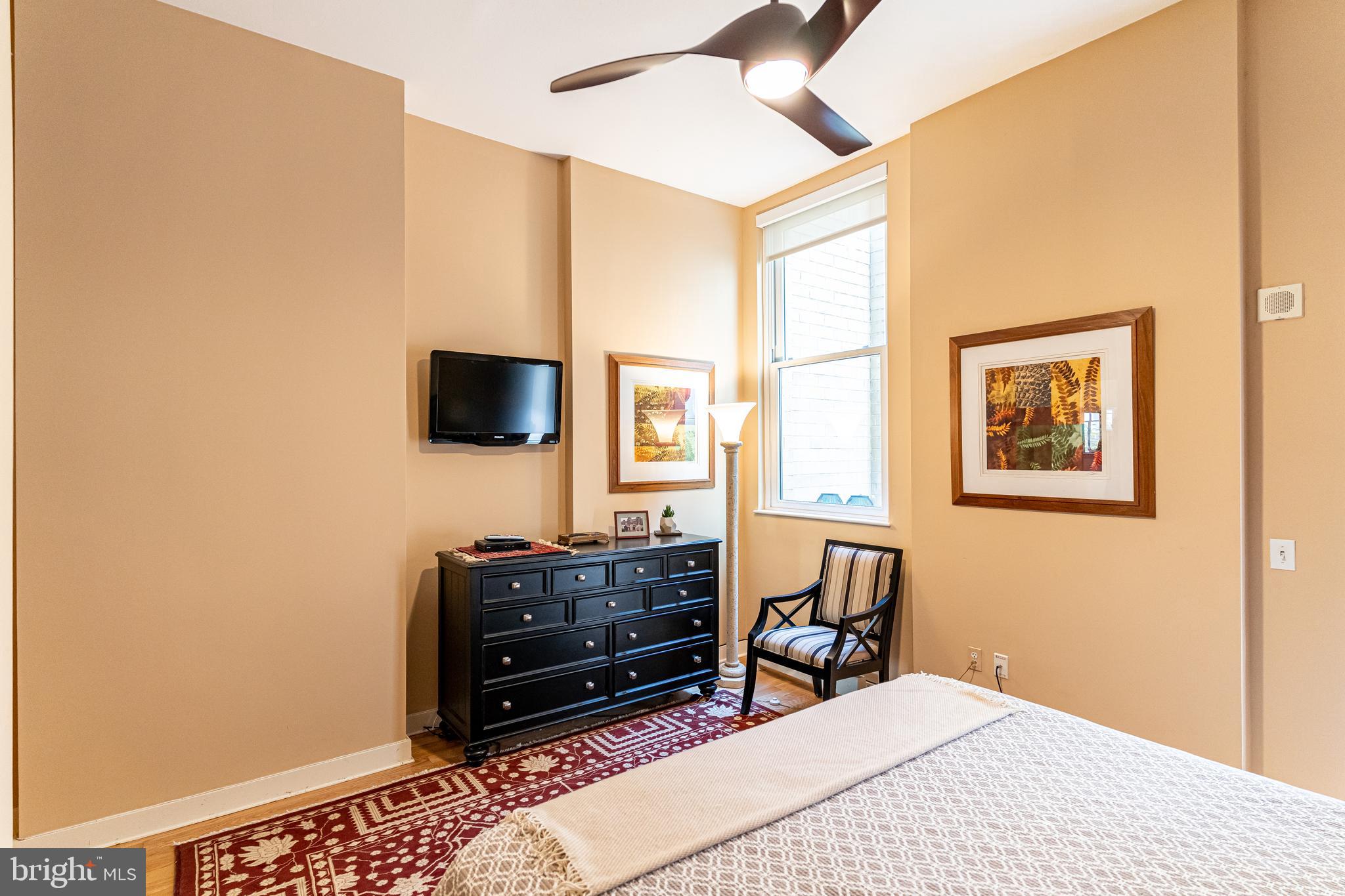 675 E Street Northwest, Unit 220 Washington, DC 20004 - Photo 24 of 37