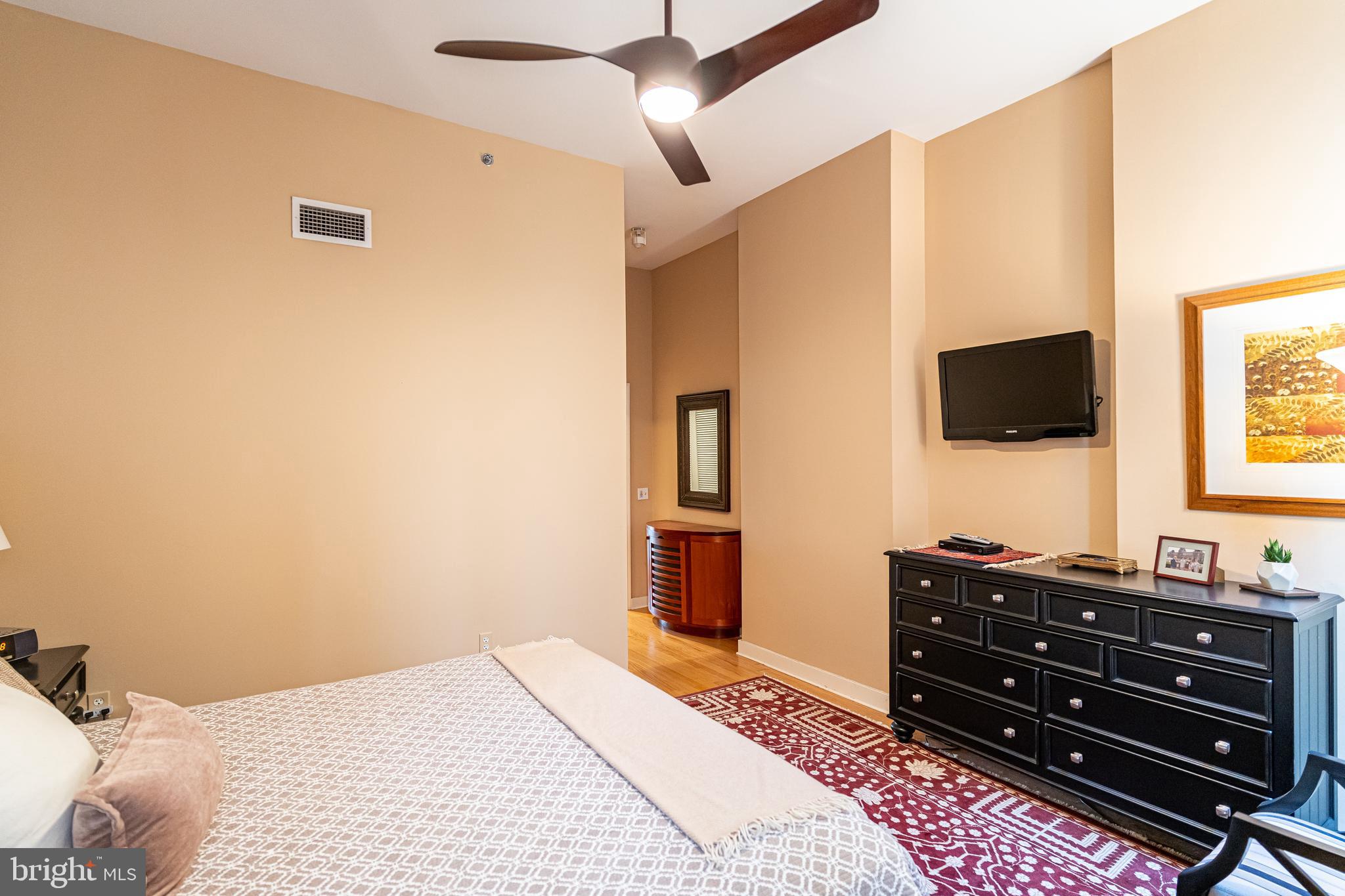 675 E Street Northwest, Unit 220 Washington, DC 20004 - Photo 26 of 37