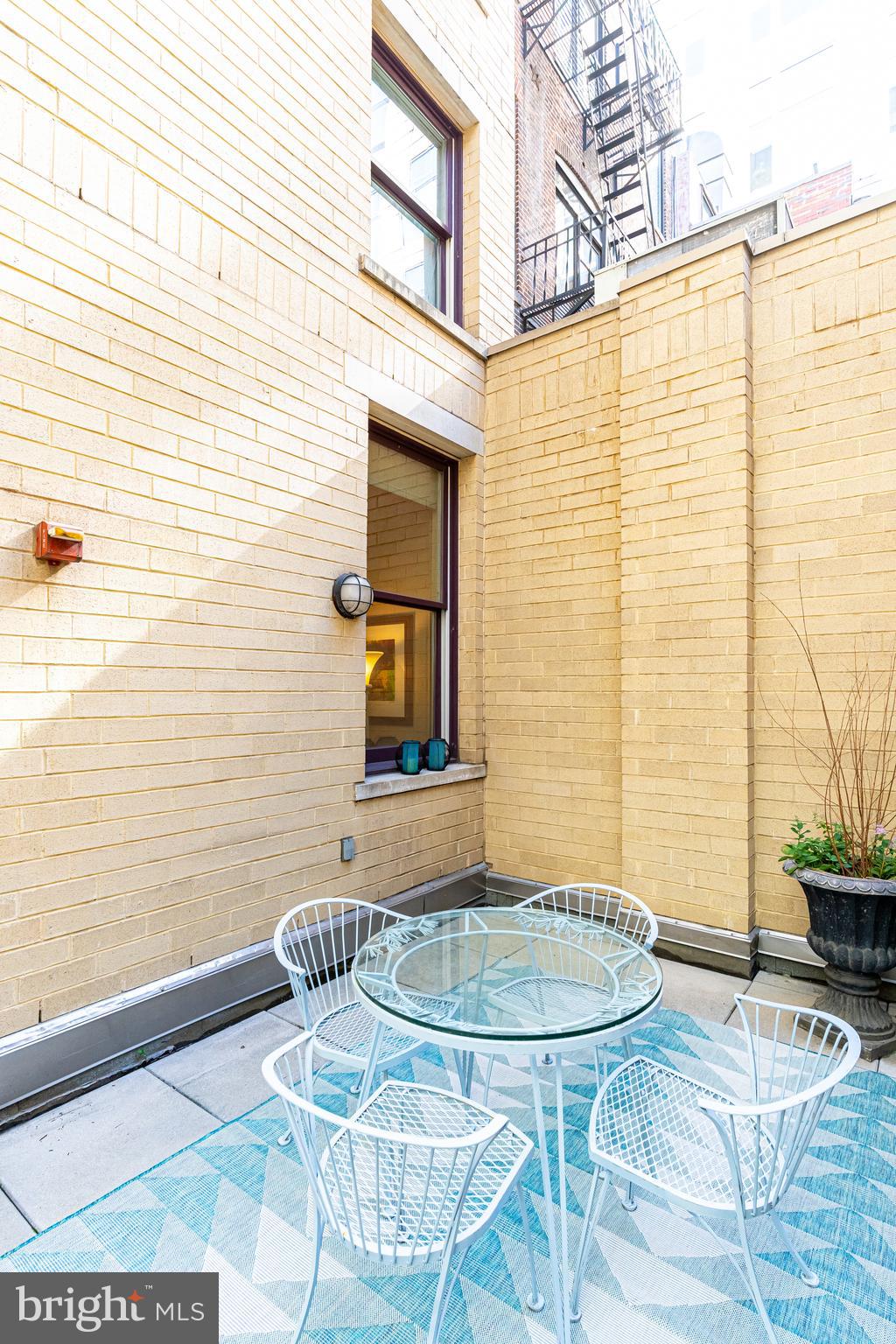 675 E Street Northwest, Unit 220 Washington, DC 20004 - Photo 30 of 37