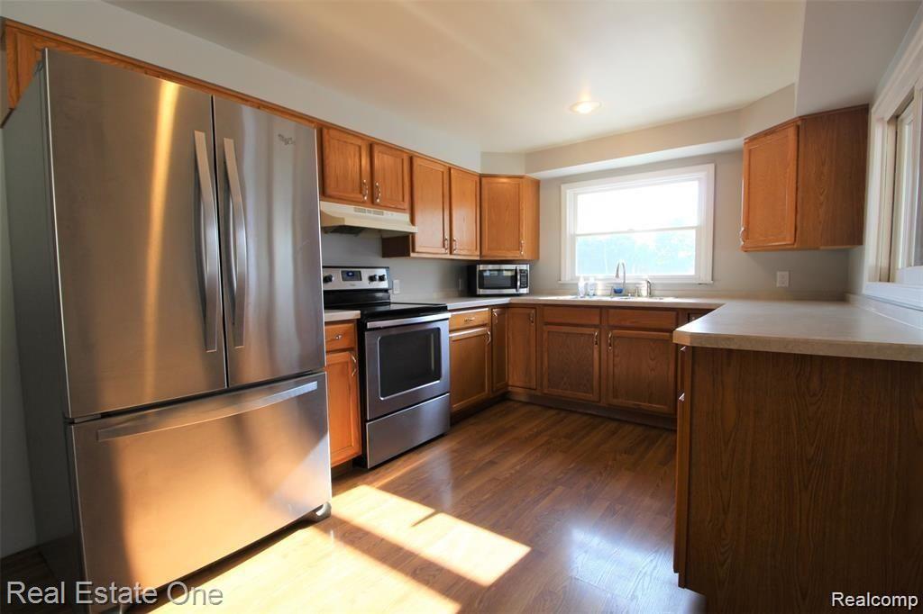 4467 Millis Road North Branch, MI 48461 - Photo 9 of 37 MILLIS 5.jpg