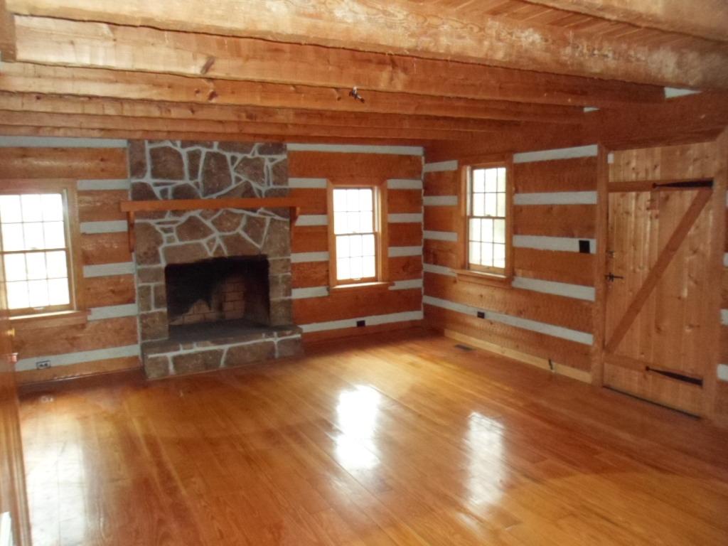 2750 Branch Road Loudon, TN 37774 - Photo 6 of 20 liv rm