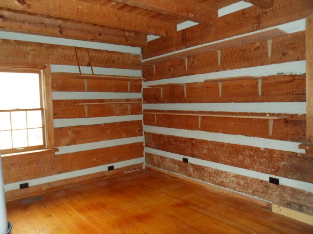 2750 Branch Road Loudon, TN 37774 - Photo 7 of 20 storage and utility room