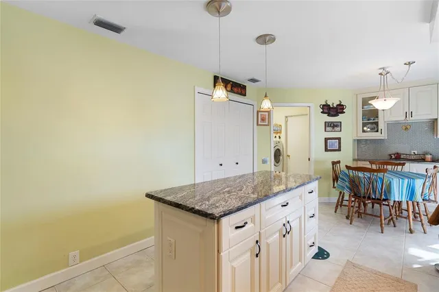 $388,000 | 4966 Clubview Court East, Bradenton, FL 34203
